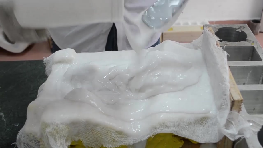 模具硅膠刷模如何使用，有什么需要注意的 ？